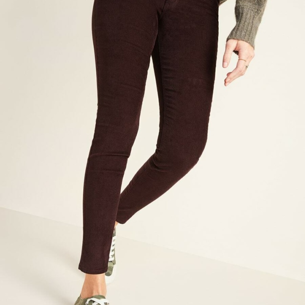 Mid-Rise Rockstar Super Skinny Pop-Color Corduroy